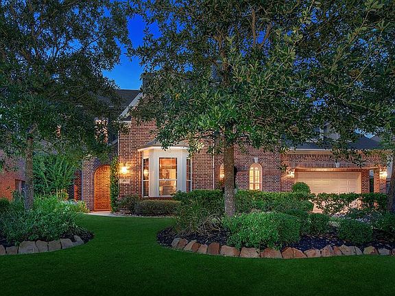 3rd image of 79 W Cove View Trl