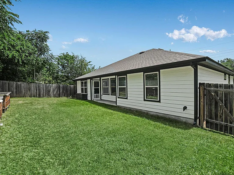 10620 W Lakeview Dr — Photo 23