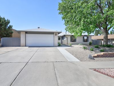 8920 Opportunity Dr NE, Albuquerque, NM, 87109