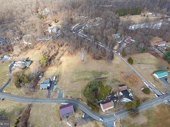 3rd image of 1615 Saint Peters Rd