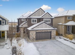 1265 Peregrine Ter NW, Edmonton, AB T5S0M4
