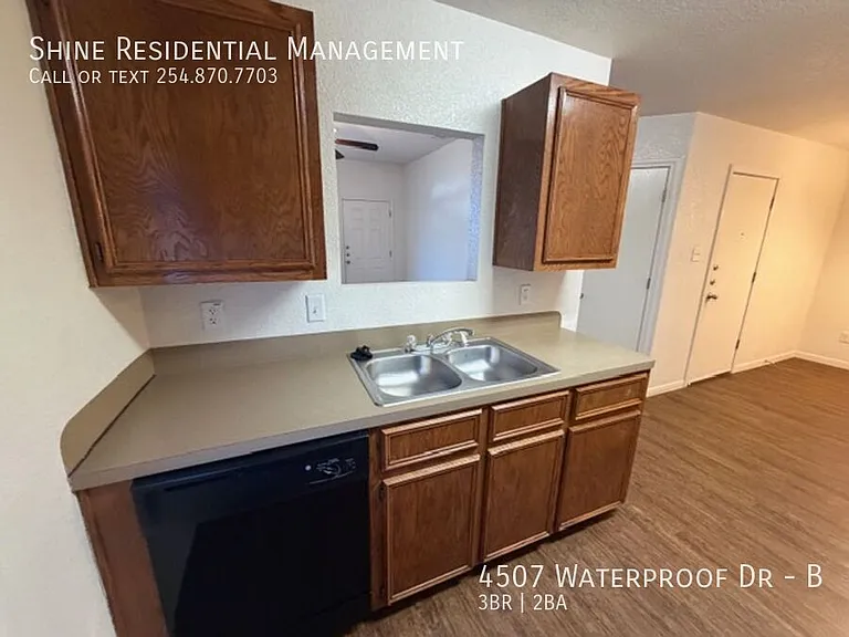 4507 Waterproof Dr #B — Photo 9