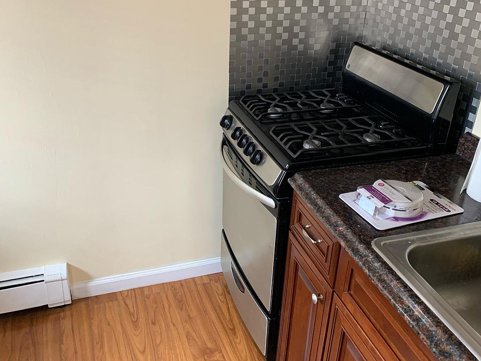 1st image of 1200 Sweetman Ave