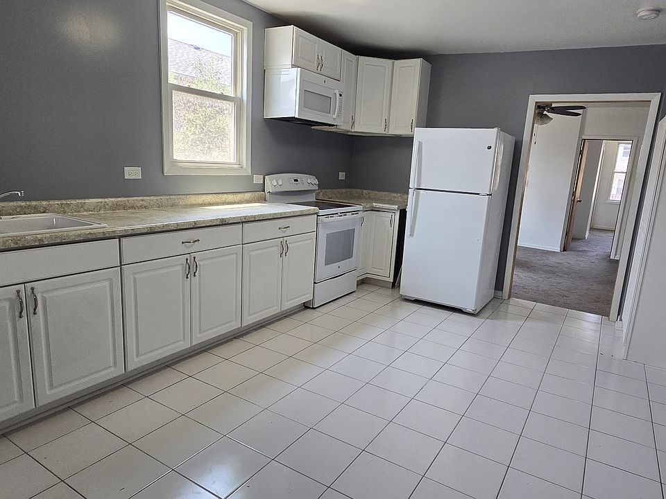 1st image of 145 N 21st Ave #2