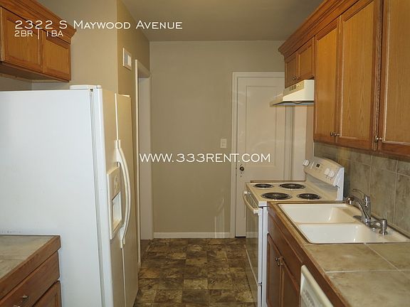 4th image of 2322 S Maywood Ave
