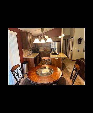 5th image of 2719 N Woodridge Ct