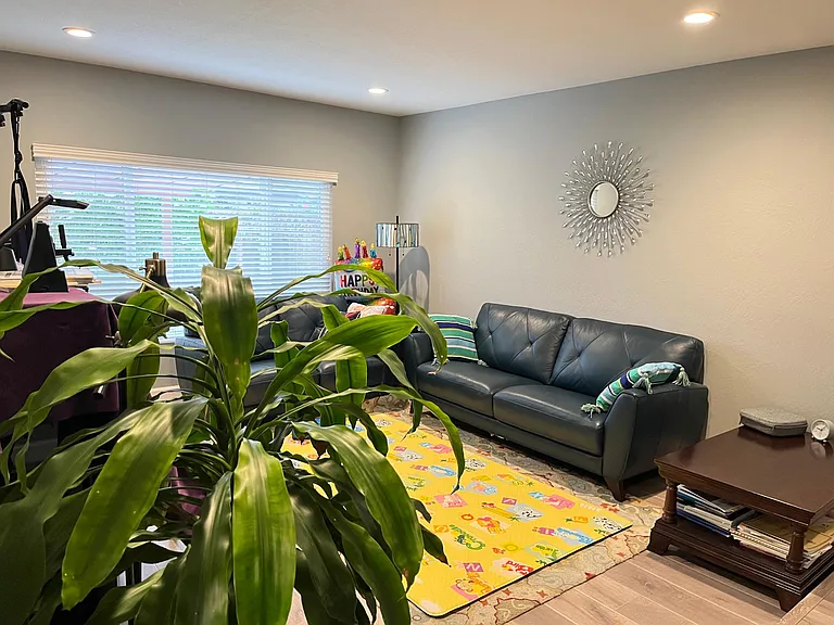 35767 Caxton Pl — Photo 8