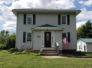 4940 E Shelby Rd, Medina, NY 14103