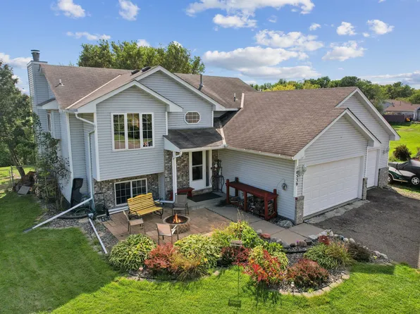 10539 61st St NE, Albertville, MN 55301