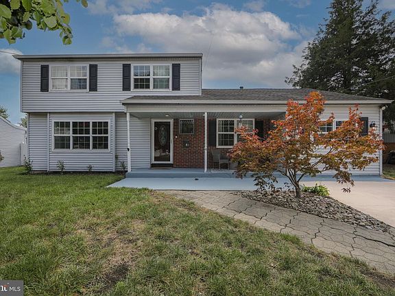 2nd image of 4 Blanchard Rd