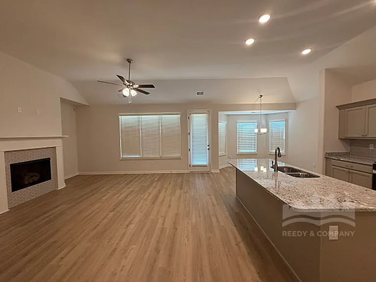 340 Chesnut Ridge Cv — Photo 3