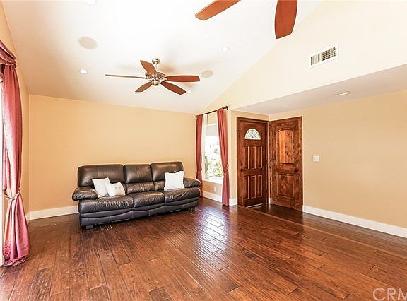 3rd image of 14621 Danberry Cir