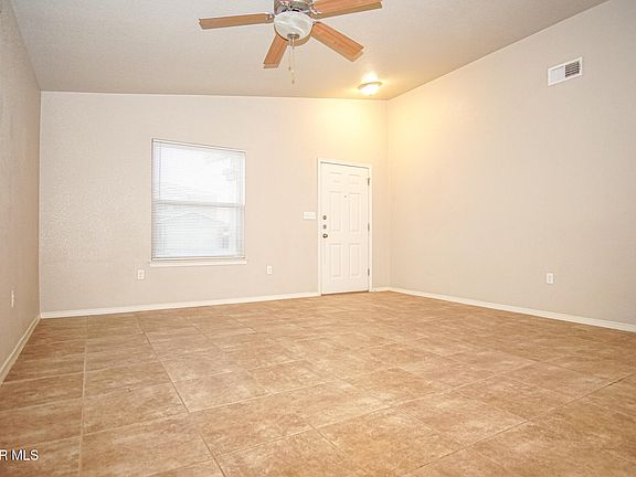 2nd image of 10692 Canyon Sage Dr