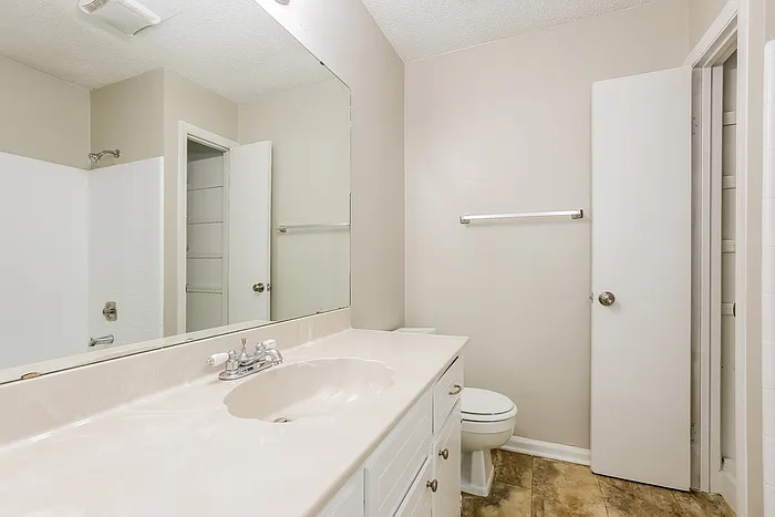 12710 Pleasant View Dr — Photo 13