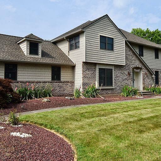 830 W Macada Rd, Bethlehem, PA 18017 Zillow