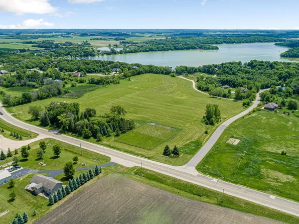 3658 Millersburg Blvd, Faribault, MN 55021