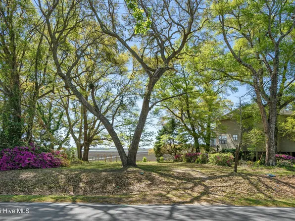 703 Shoreline Dr W Lot 26, Sunset Beach, NC 28468