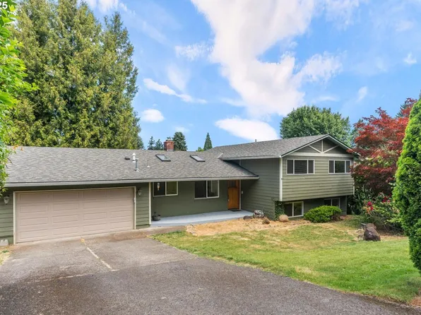 7631 SE Strawberry Ln, Milwaukie, OR 97267