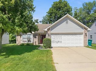 1266 Auburn Dr, Brownsburg, IN 46112