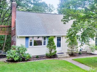 45 Holden St, Shrewsbury, MA 01545