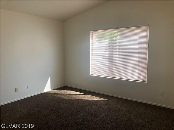 5th image of 621 Tobble Creek Ct