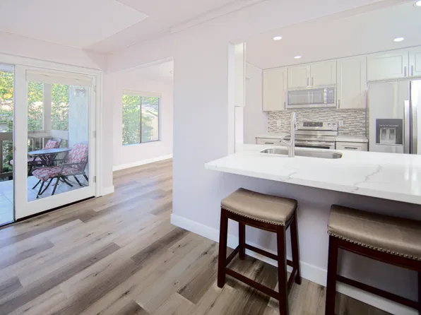 10415 NE 32nd Pl, Bellevue, WA