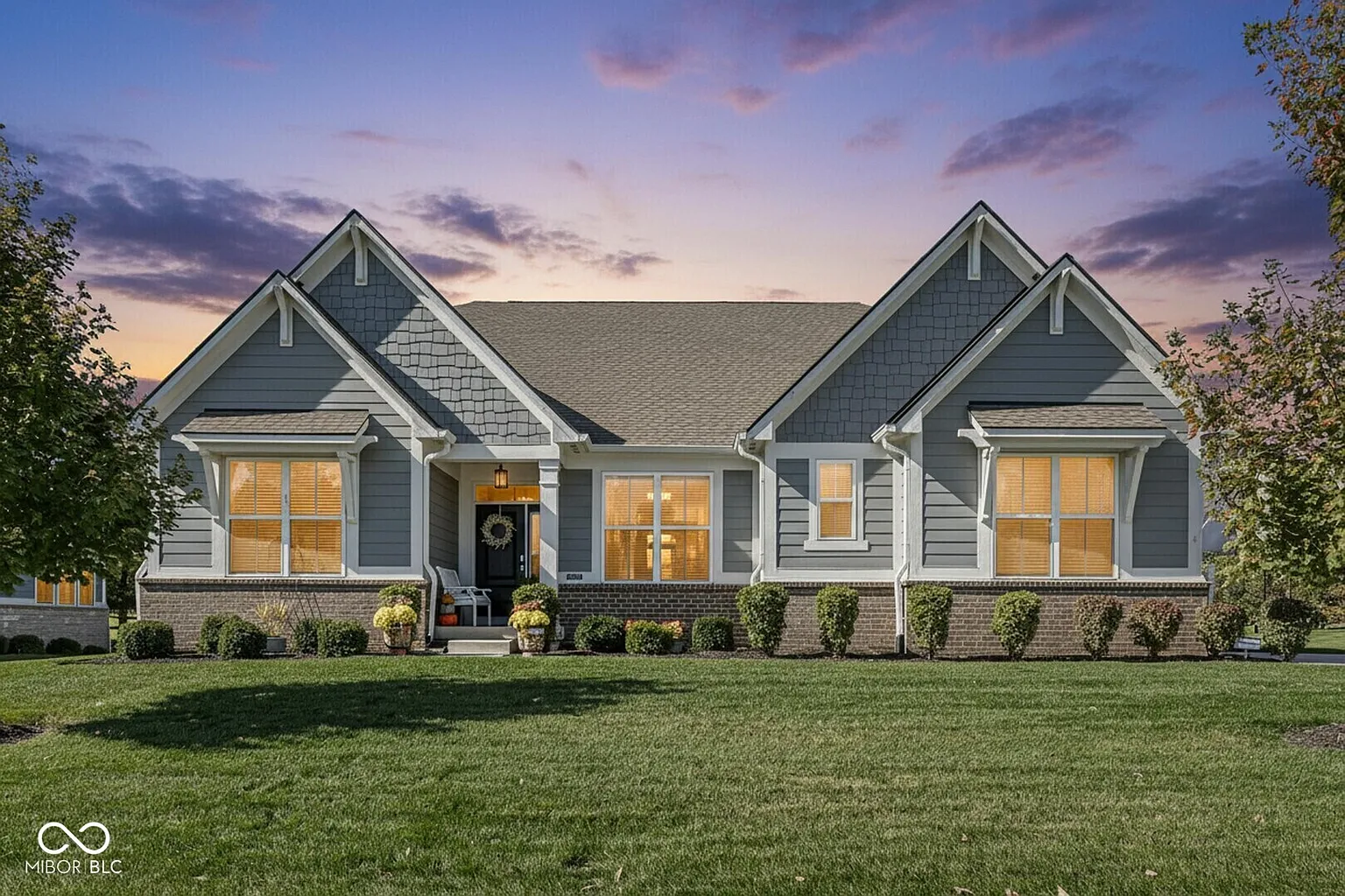 18903 Stonebluff Ln photo 1
