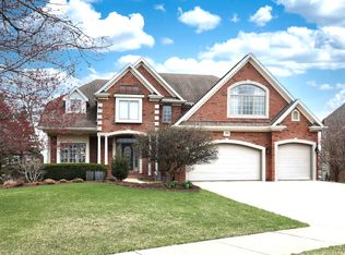 3008 Goldenglow Ct, Naperville, IL 60564