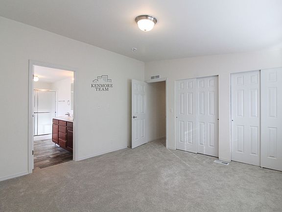 4th image of 1214 N Morain Loop