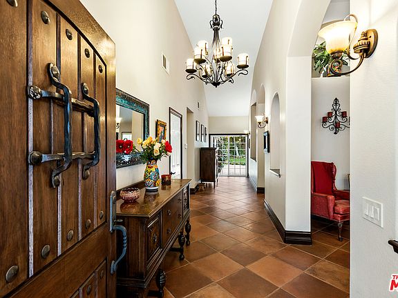 4th image of 5653 Brookmont Terrace Ct