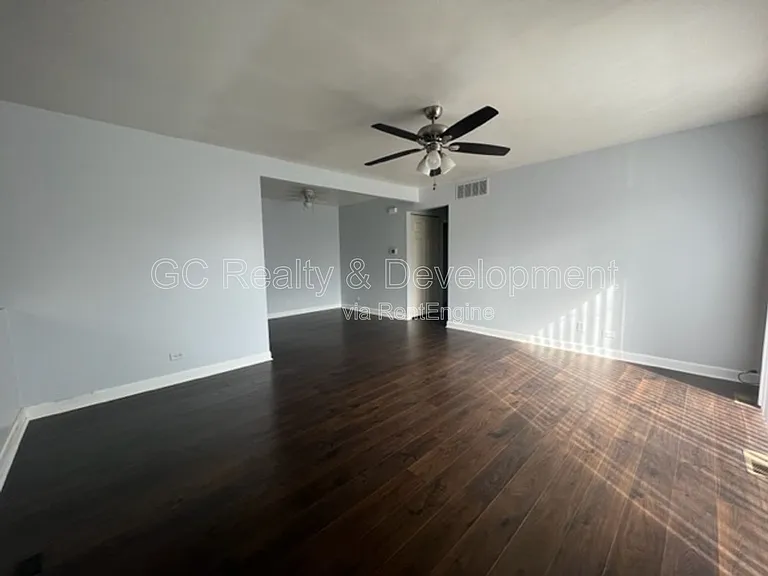 1367 Sacramento Dr — Photo 7