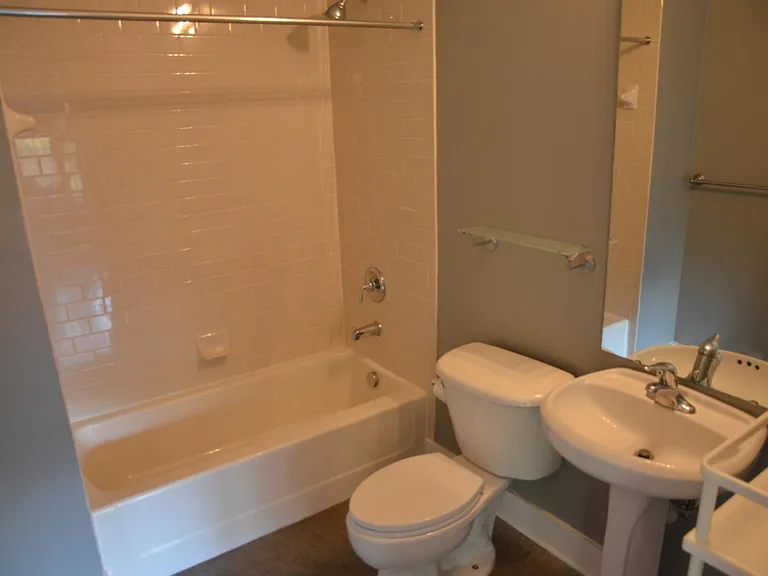 1101 W 1st St #118 — Photo 18