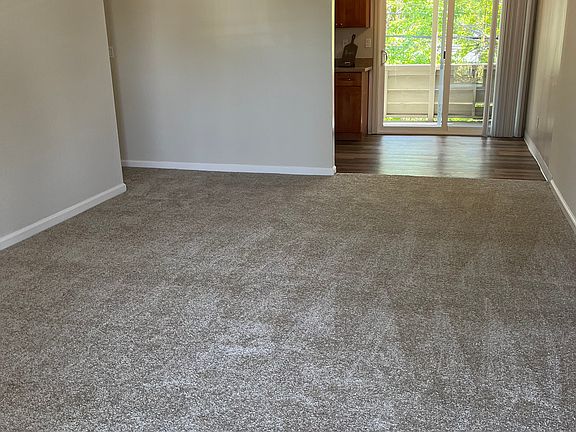 4th image of 7424 Rainbow Dr APT 3