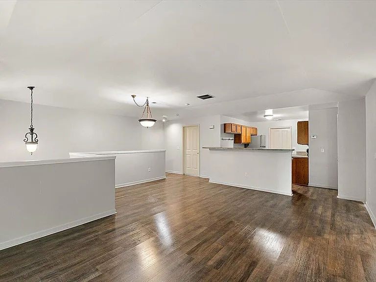47855 Cardiff Ave — Photo 13