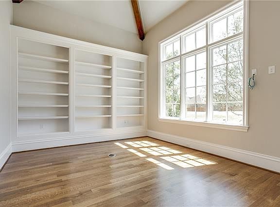 5th image of 6821 Cousteau Ct