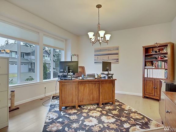 4th image of 3907 24th Street Pl SE
