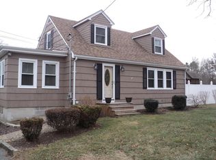 770 Main St, Acushnet, MA 02743