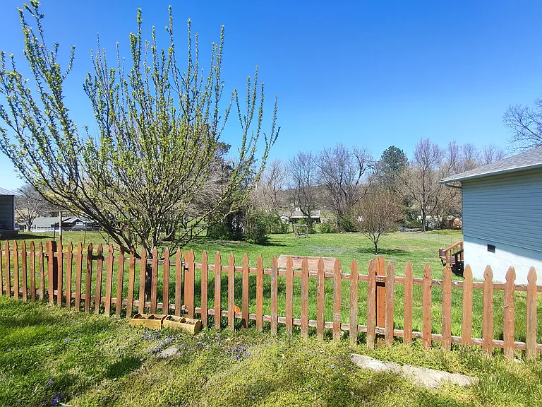 3315 Forestdale Ave — Photo 17