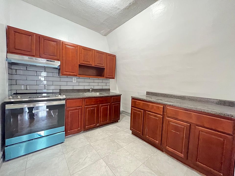 1st image of 459 Irvine Turner Blvd #4