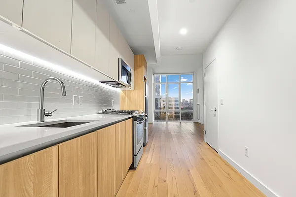 Rented by Stonehenge NYC LLC | media 1