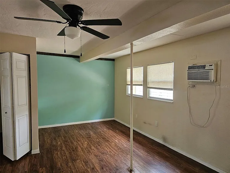 7409 Manatee St — Photo 10