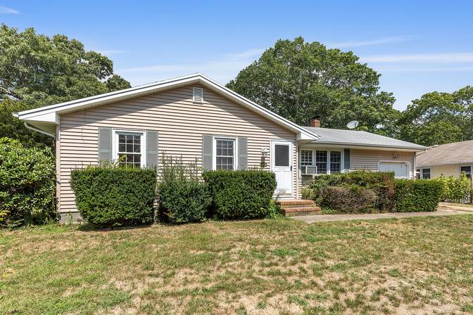 Houses For Sale Near Me - Redfin