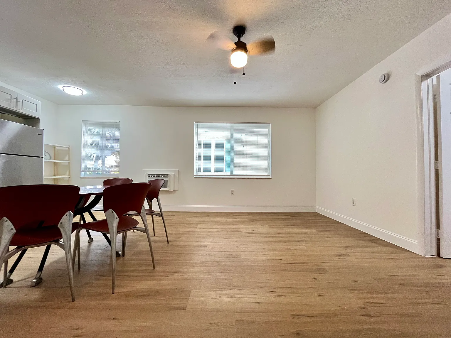 Studio, 394 sqft, $1,550 — Photo 4
