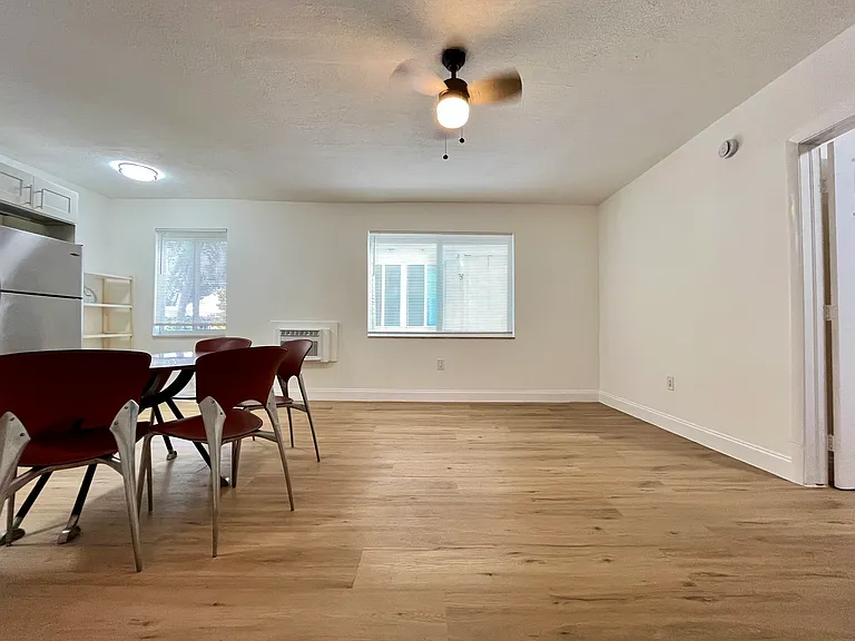 7928 Harding Ave #3 — Photo 4