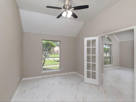3rd image of 4723 Richmond Knoll Ln