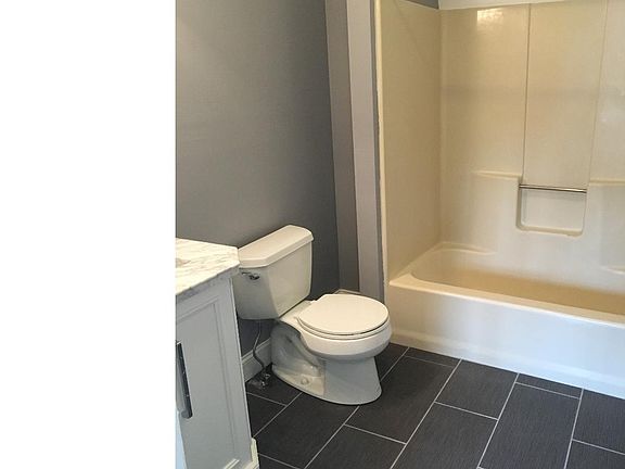 5th image of 4378 Manayunk Ave #B