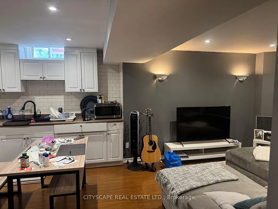 31 Dunlop Ct #BSMNT