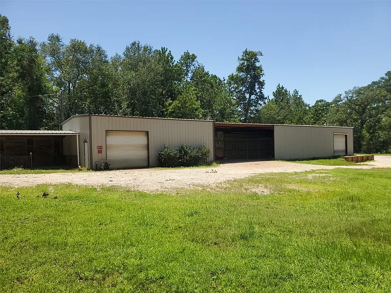 12021 Old Montgomery Rd — Photo 5