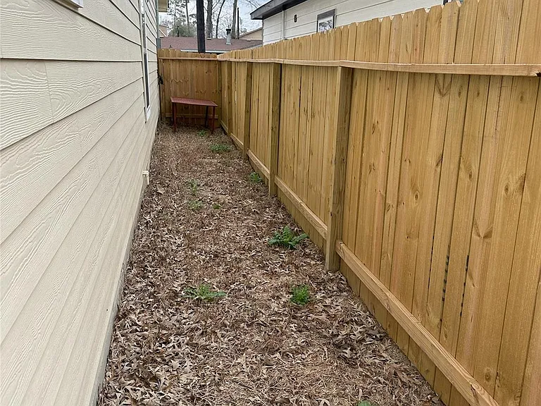 16625 E Lynbrook — Photo 21