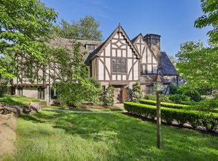 86 Hereford Rd, Bronxville, NY 10708